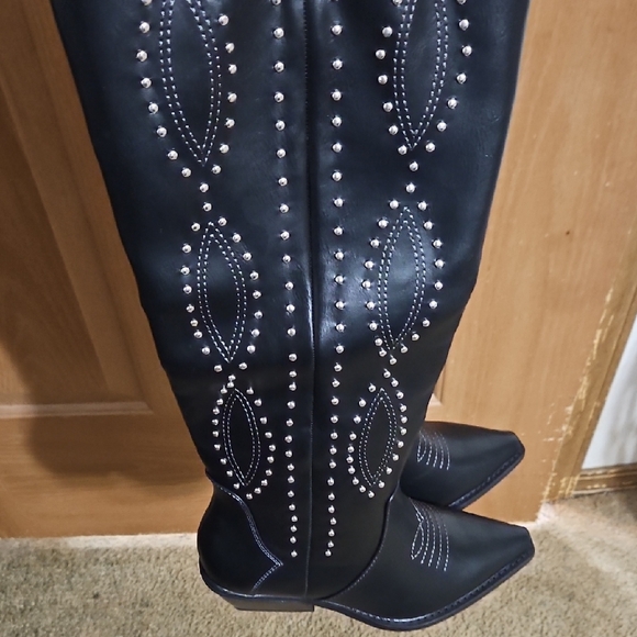 Elegant Black Studded Over the Knee Boots - Picture 1 of 10